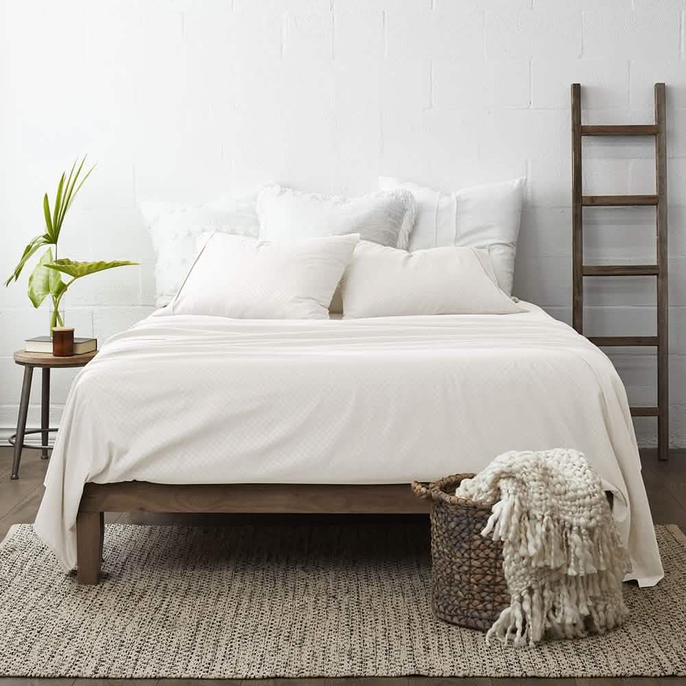 4-Piece: Checkered Embossed Sheet Set