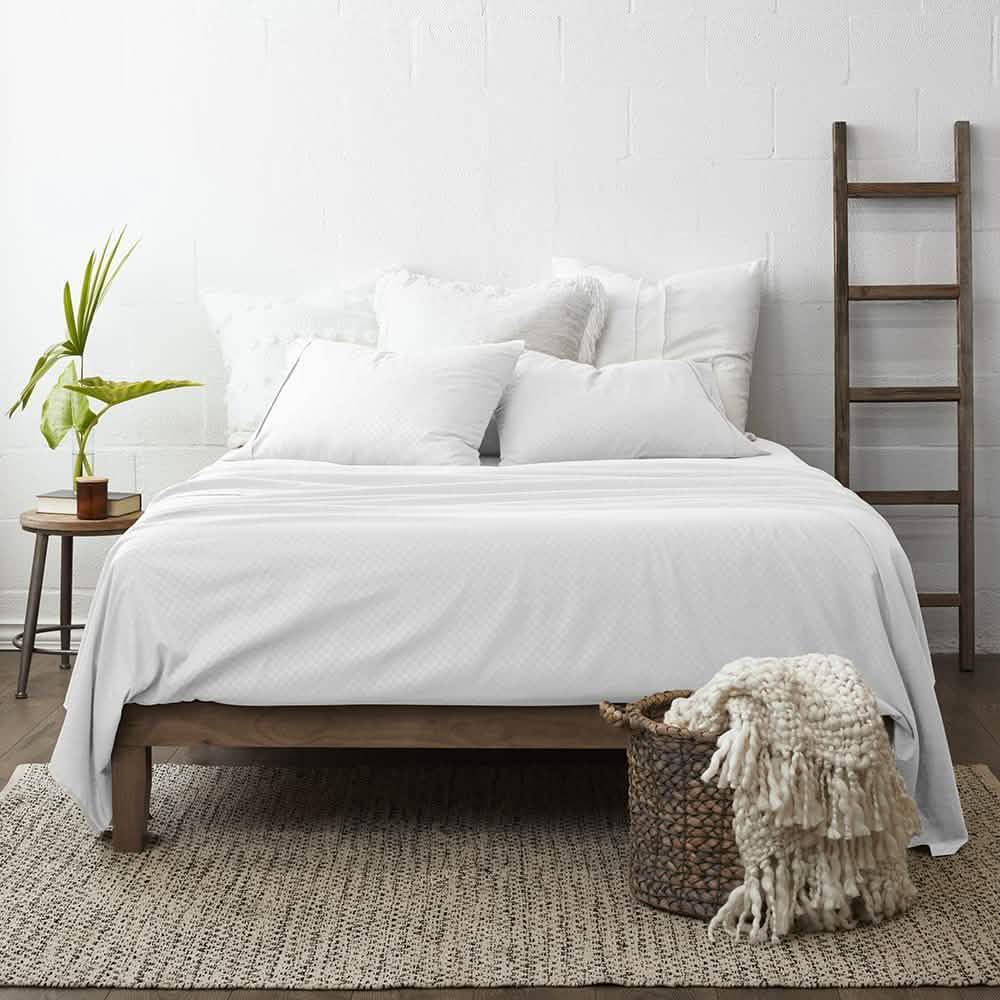 4-Piece: Checkered Embossed Sheet Set