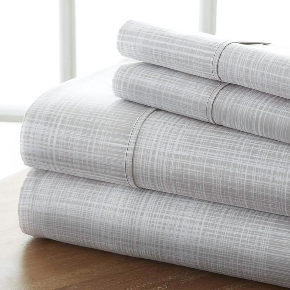 4-Piece Set: Thatch Patterned Hypoallergenic Deep Pocket Sheet Set