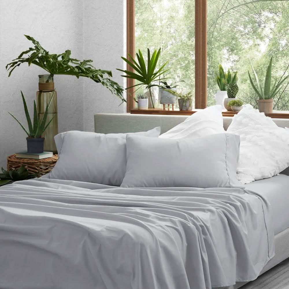 4-Piece: Solid Sheet Set