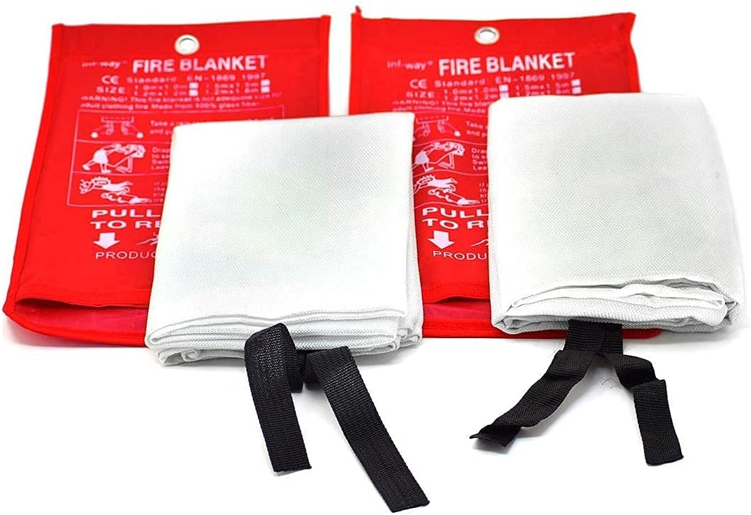 Parcil Distribution Full Face Respirator Mask For Smoke Protection & 2 Emergency Fire Blankets - Emergency Fire Mask - Fire Safety Kit - Smoke Filtration