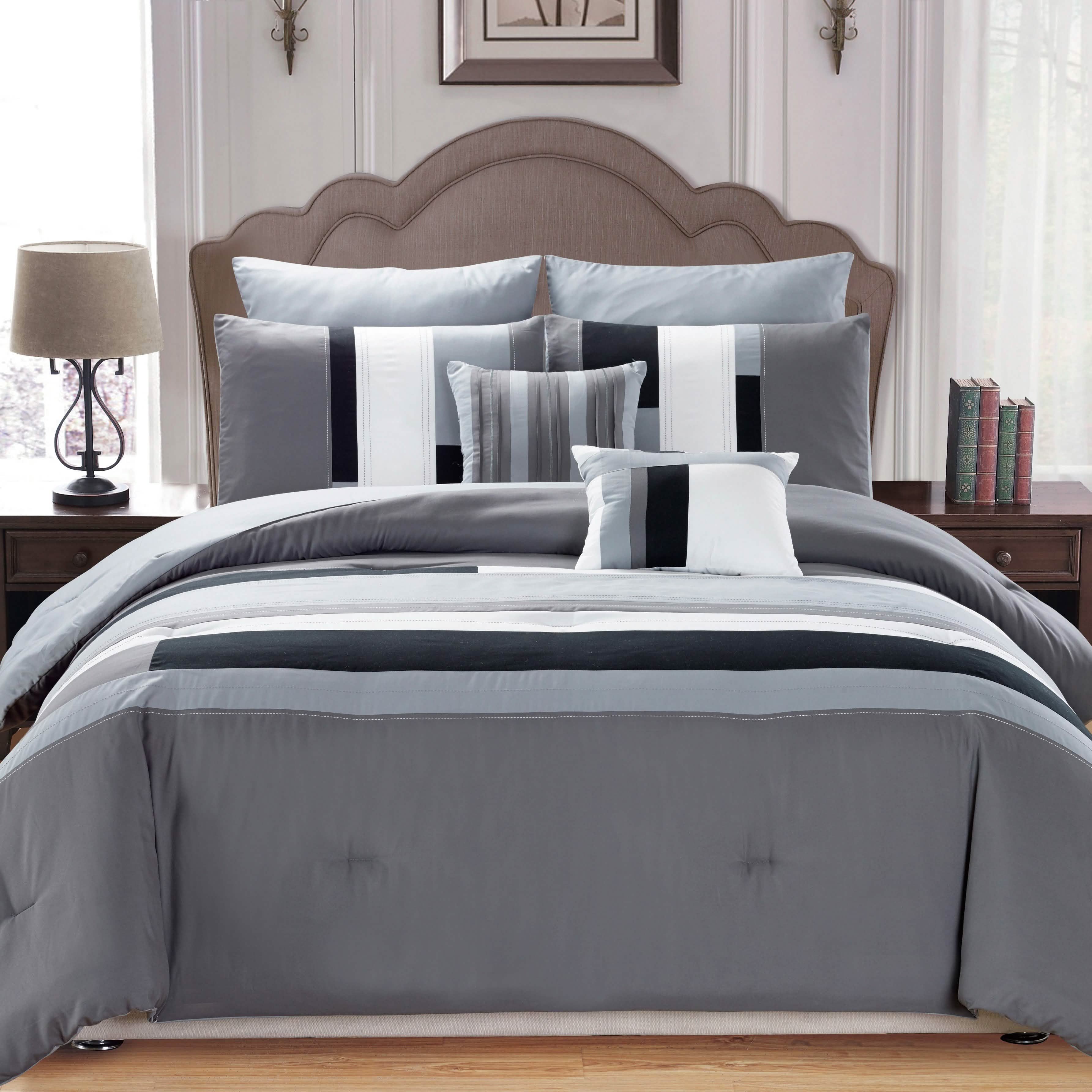 7-Piece: Luxury Bordered Queen Comforter Set