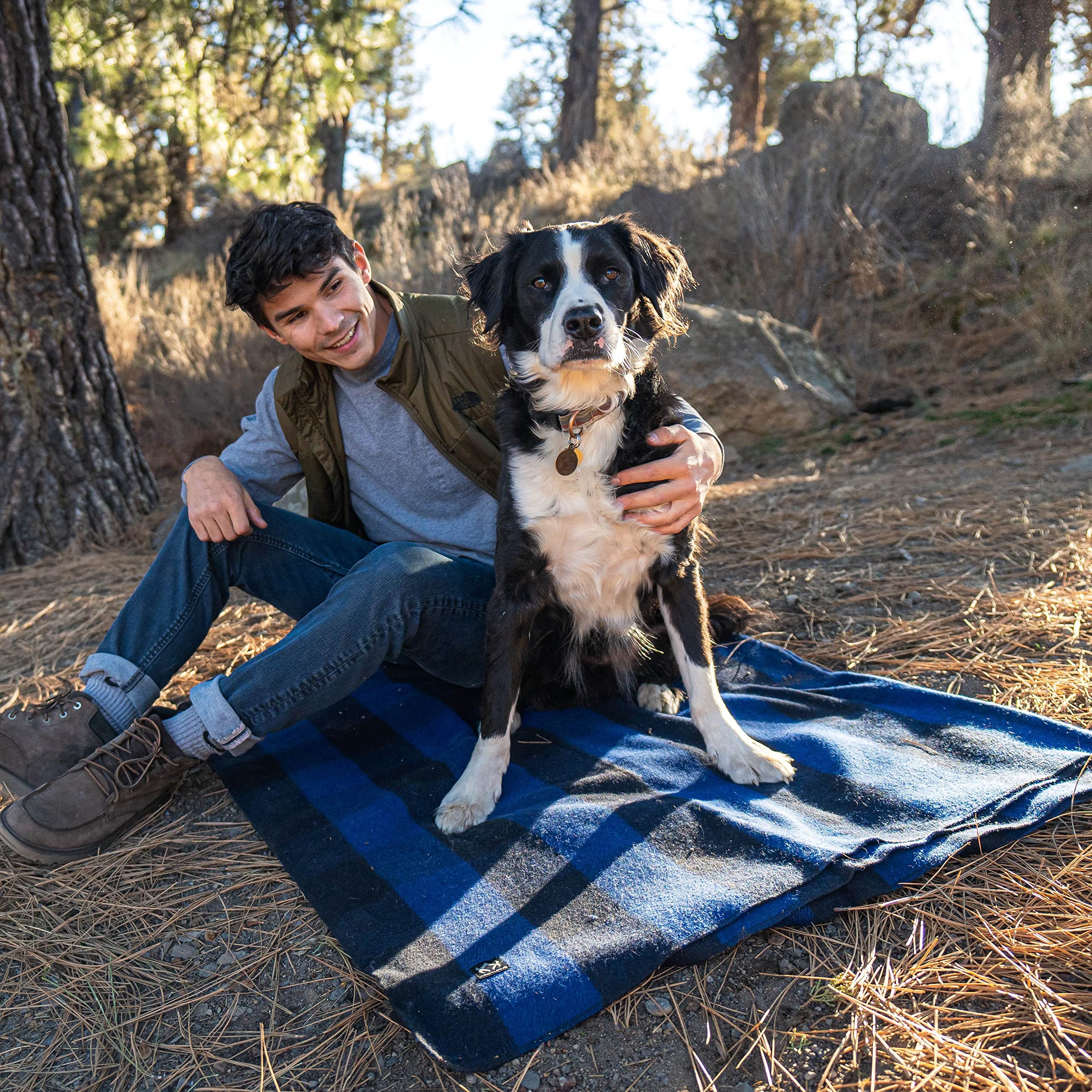 Arcturus Military Wool Blanket - Warm, Thick, Washable - Great for Outdoors, Camping, Stadium Blanket, Picnics, Travel - Car & Bushcraft Survival Kits