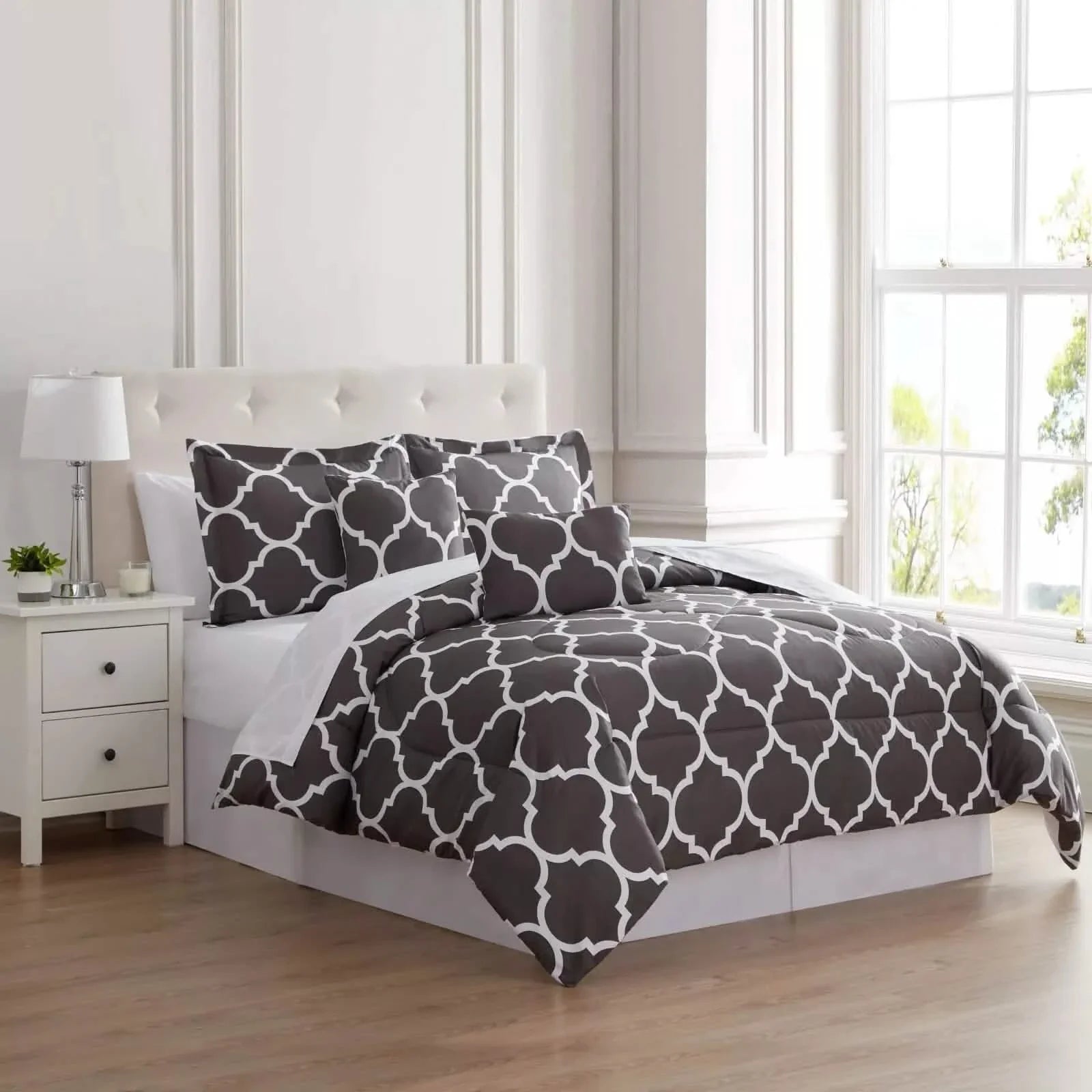 6-Piece Set: Kathy Ireland Trellis Oversized Comforter Set